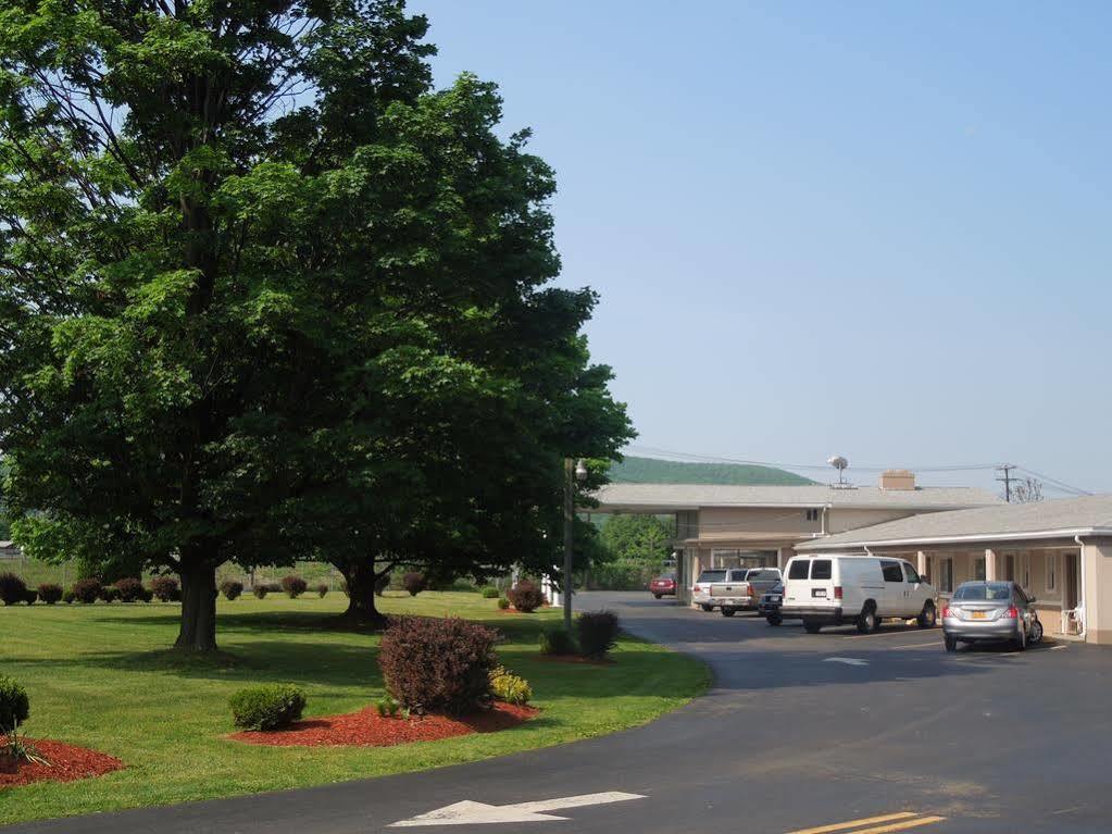 Travel Inn Horseheads Bagian luar foto